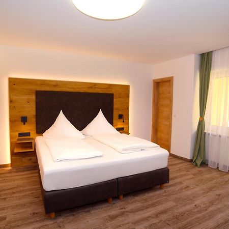 Hotel Gasthof Krone Spalt Extérieur photo