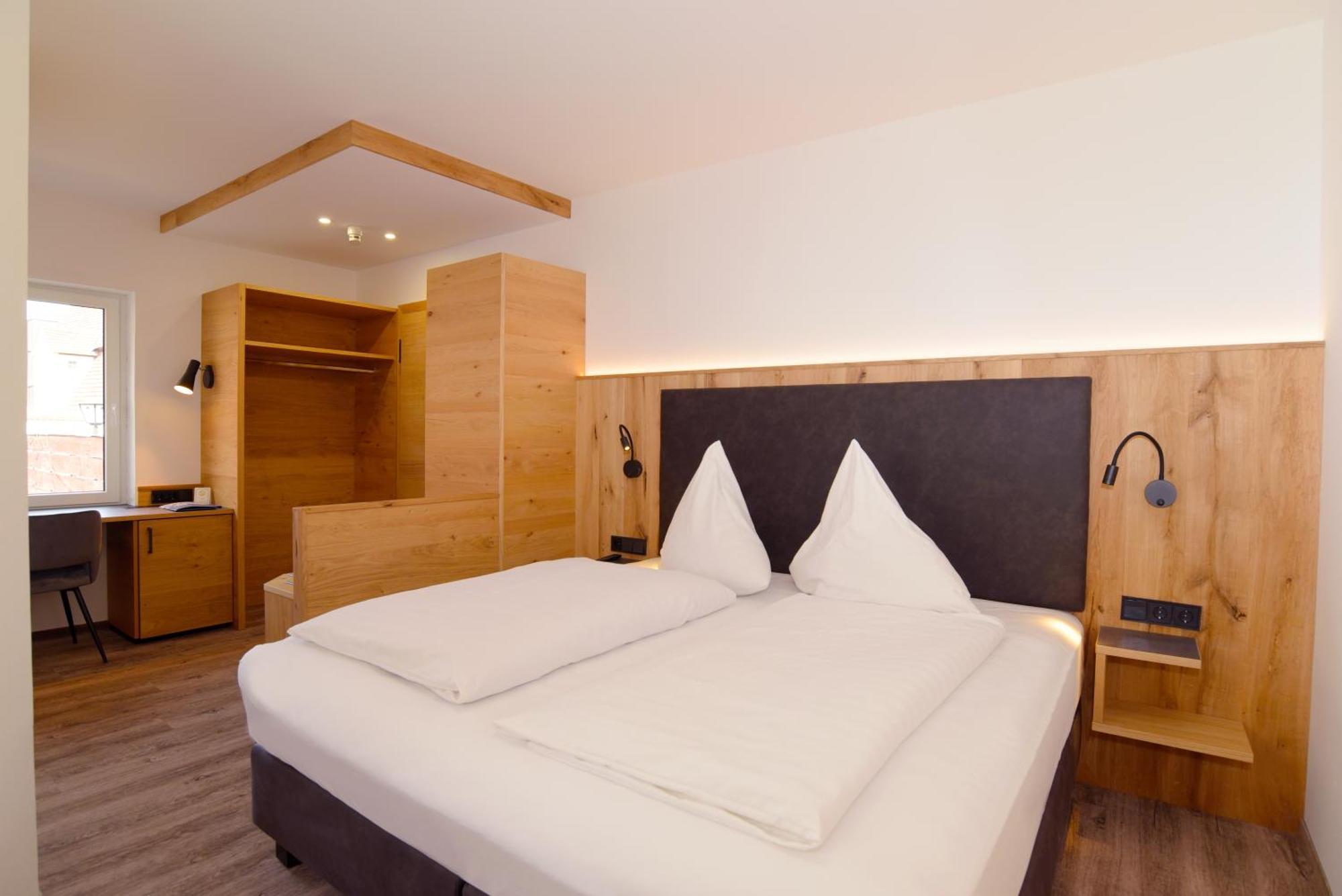 Hotel Gasthof Krone Spalt Extérieur photo