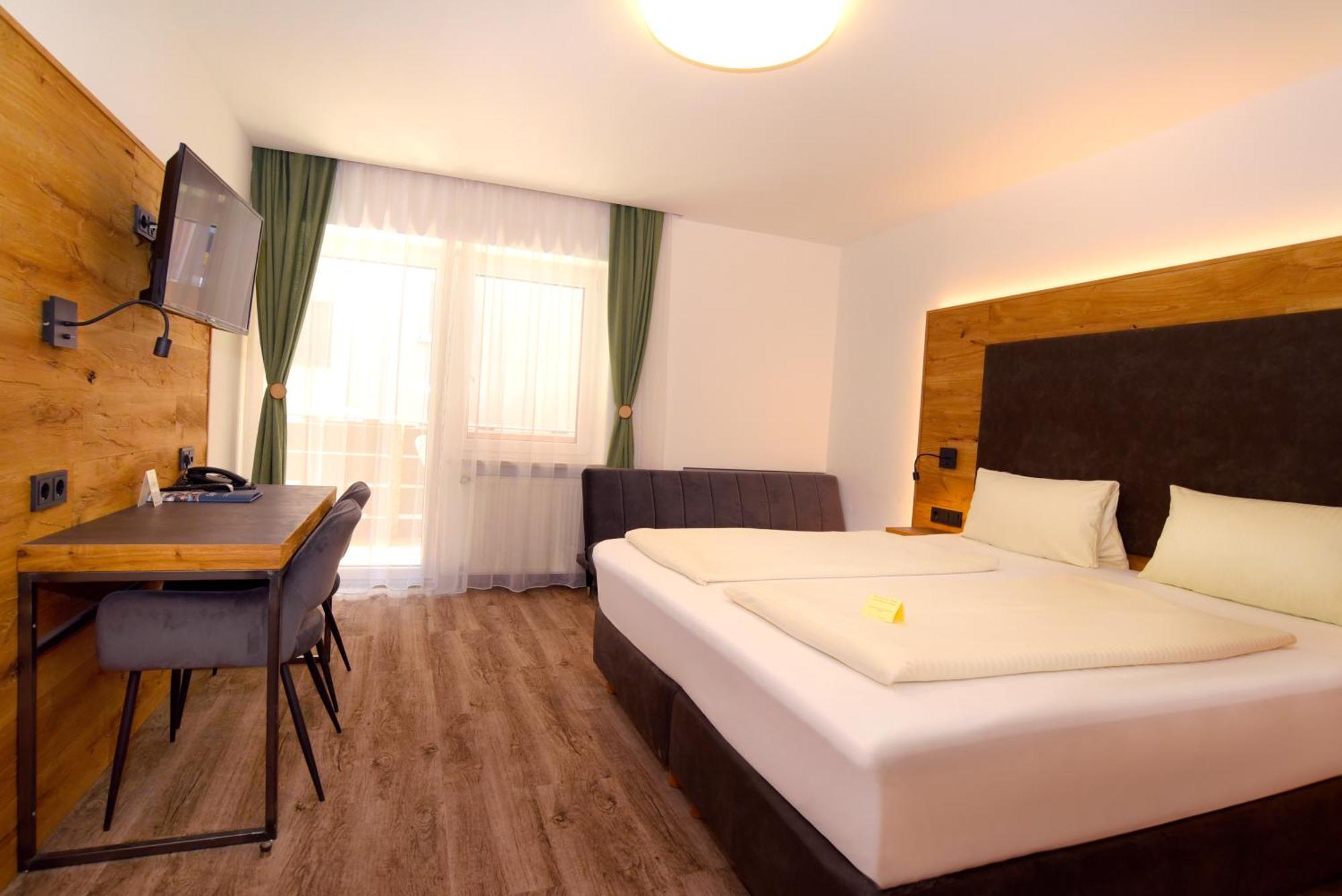 Hotel Gasthof Krone Spalt Extérieur photo